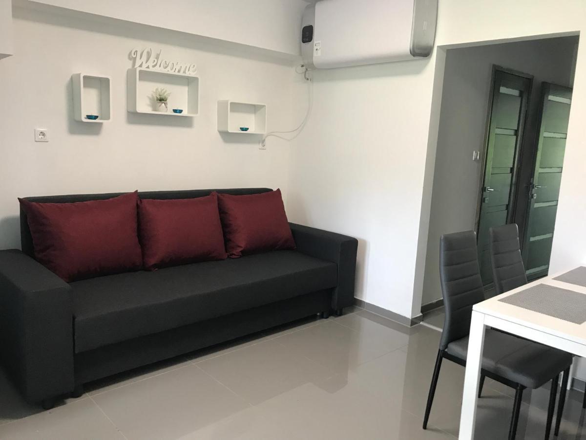 Tisza Gyongye Apartmanhaz Appartement Szeged Buitenkant foto