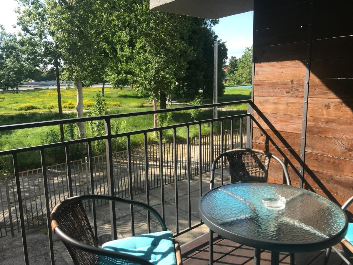 Tisza Gyongye Apartmanhaz Appartement Szeged Buitenkant foto