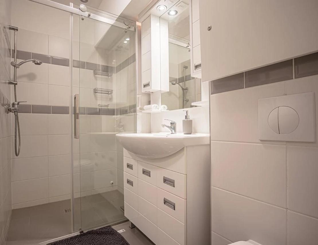 Tisza Gyongye Apartmanhaz Appartement Szeged Buitenkant foto